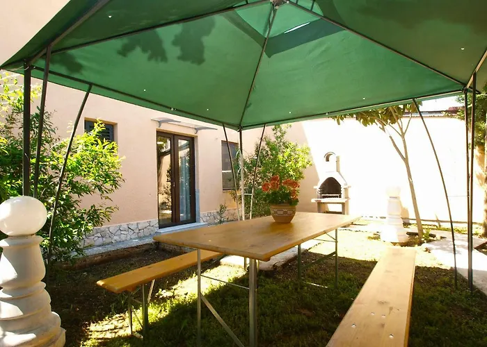 House Puntizela With Pool 747 Semesterbostad Pula