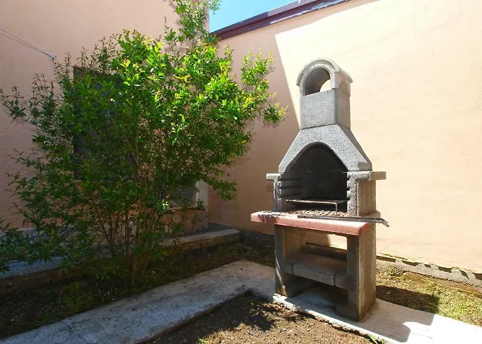 House Puntizela With Pool 747 *