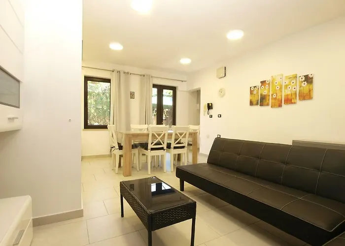 House Puntizela With Pool 747 Semesterbostad *