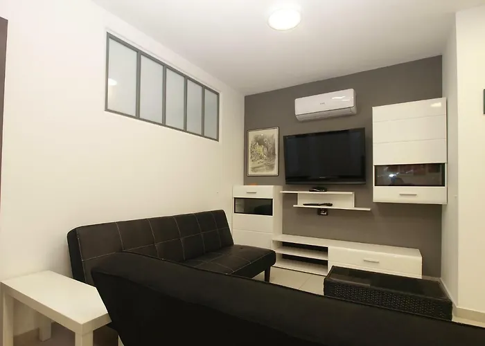 House Puntizela With Pool 747 Pula