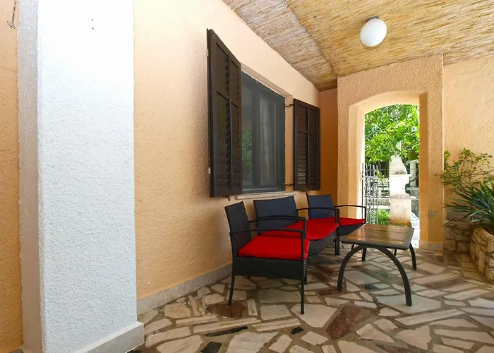 Semesterbostad House Puntizela With Pool 747 *